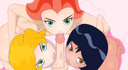 Lucky guy gets a triple blowjob from Totally Spies